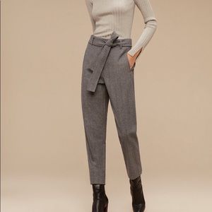 Aritzia Jallade Trouser in Houndstooth Grey